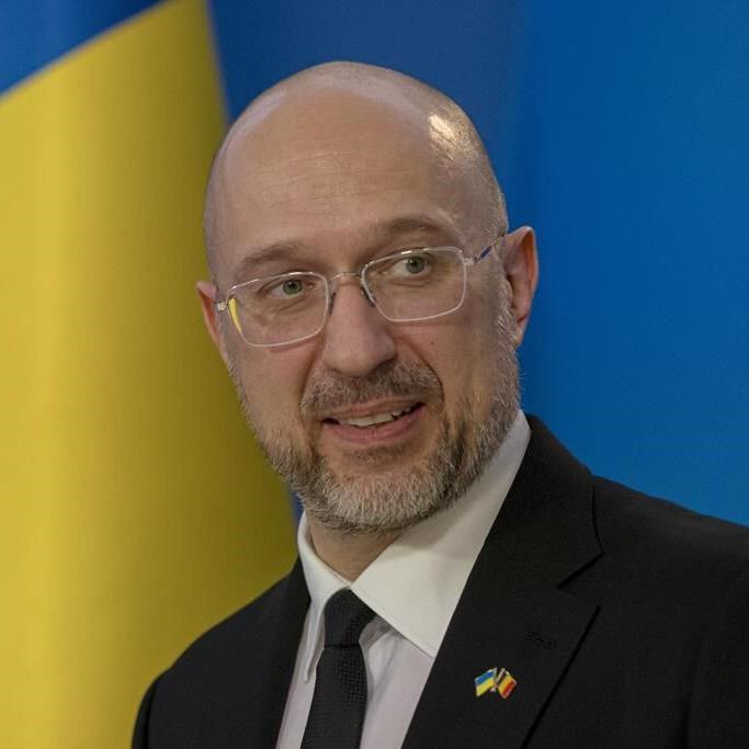Neighbors Ukraine and Romania sign accord to boost Kyiv's grain exports through Romanian territory